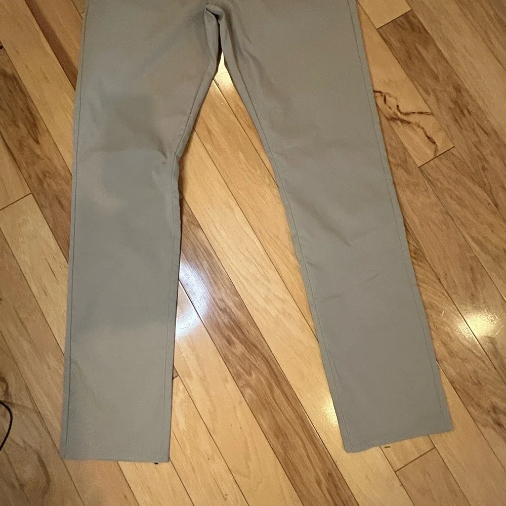 NWT J.Crew Men's Khaki Five-Pocket Tech Straight Flex Pants Chinos